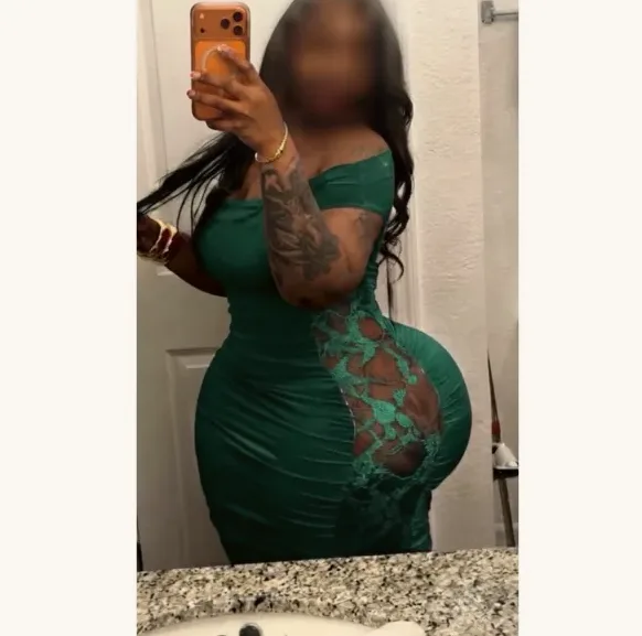 Amy, 26