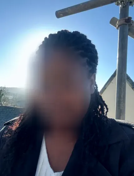 Courtney, 37