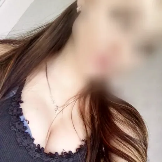 Ewa, 26