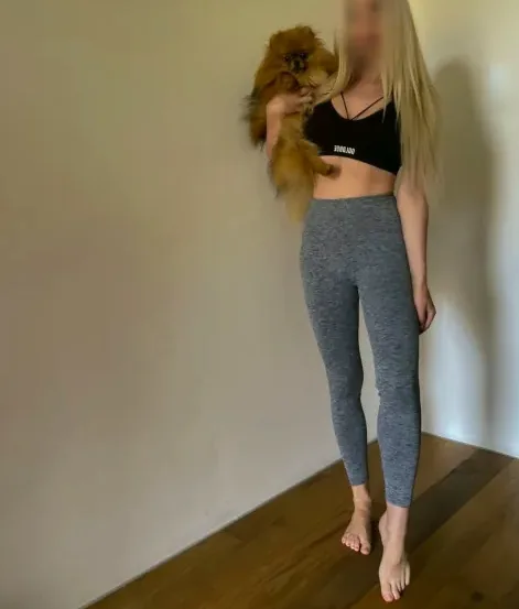 Kelly, 24