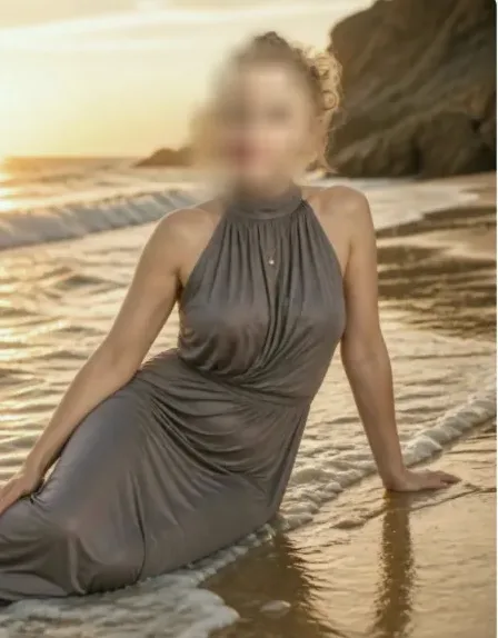Kirsty, 40