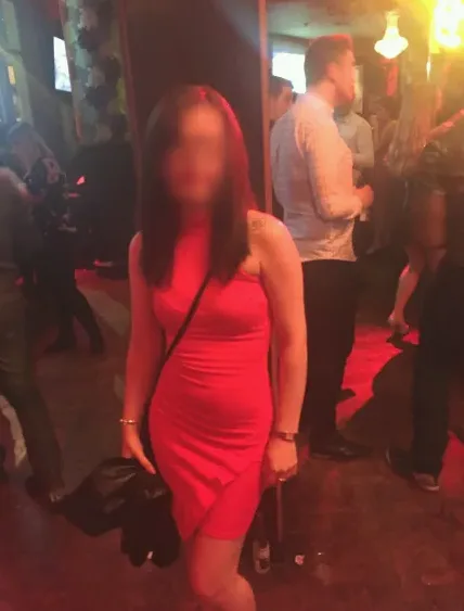 Niamh, 35